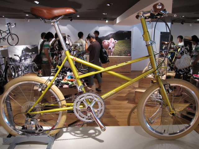 2011 BRUNO VENTURA F 週末入荷_e0188759_15291959.jpg