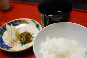 一日ご予約3テーブルのお店…_c0124100_23271964.jpg