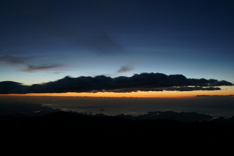 大台ヶ原日出ヶ岳の夜明け_e0177413_17402615.jpg