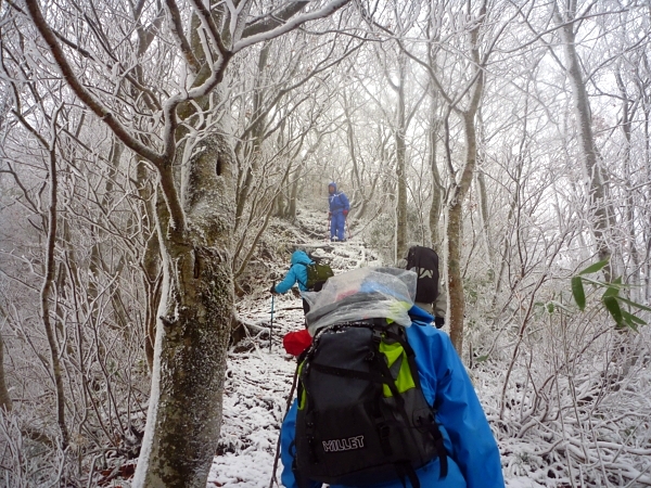 20101103_雪の面白山_c0081645_23183939.jpg