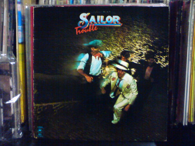 Trouble / Sailor_c0104445_2059565.jpg