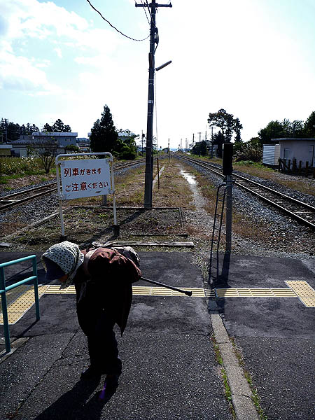 東北紅葉とローカル列車の旅_e0204700_2028142.jpg