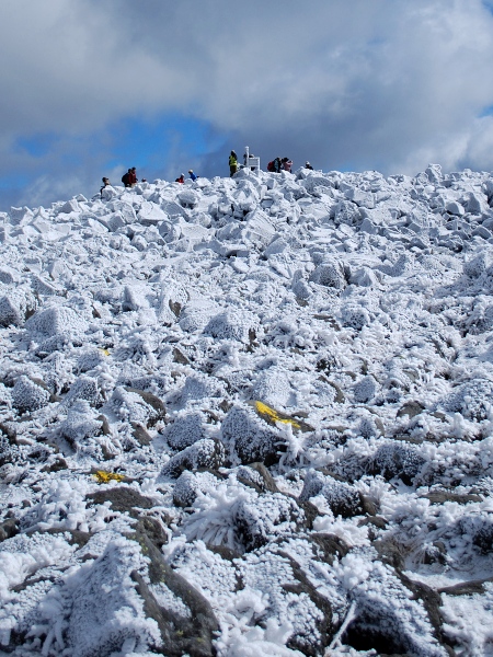 霧氷の蓼科山＠登山オフ会_c0177814_1944470.jpg