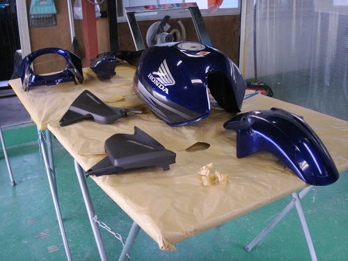 CB1300 外装ペイント_d0166218_23132362.jpg