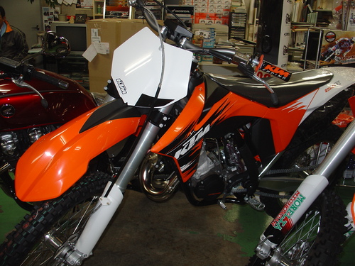 ===やってきた KTM150SX===_d0111435_17214344.jpg