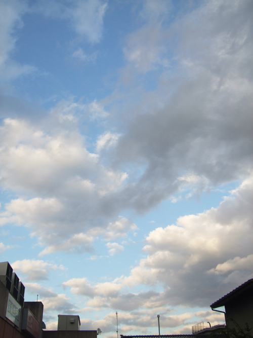 autumn sky_d0112893_15194084.jpg