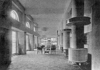 函館・百十三銀行本店(建築家・関根要太郎作品研究、その3)_f0142606_18545921.jpg