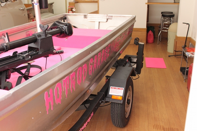 HOT ROD GARAGE 114_a0095515_0352886.jpg