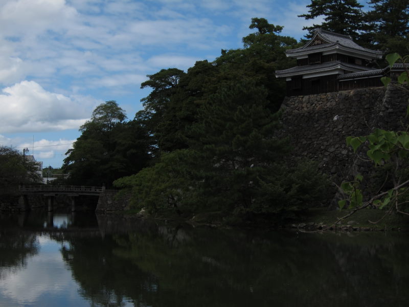 ブロンプトンで景観を満喫しながら西進。予定外も素晴らしい町並に魅かれ散策・松江ーブロンプトンとの旅④_e0138081_6121215.jpg