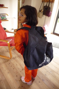 頑張れ!背番号57番_f0106597_17103593.jpg