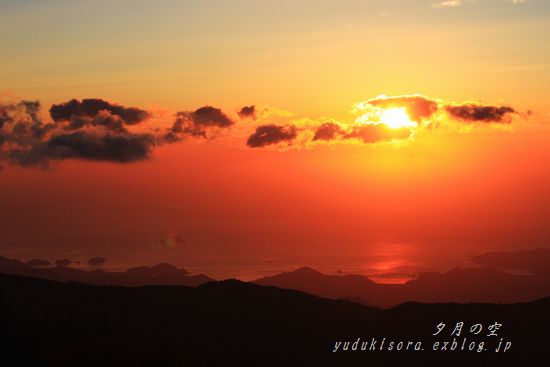 大台ケ原 闇から暁色へ 夕月の空 大台ケ原 闇から暁色へ 夕月の空