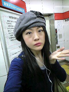 帽子をかぶると アキリーヌ フランソワーズ モノマネジェンヌはアン ドゥ トロワ 帽子をかぶると アキリーヌ フランソワーズ モノマネジェンヌはアン ドゥ トロワ