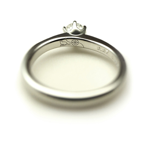 WEDDING JEWELRY Vol.3 ~Engagement Ring~_e0131432_1702244.jpg