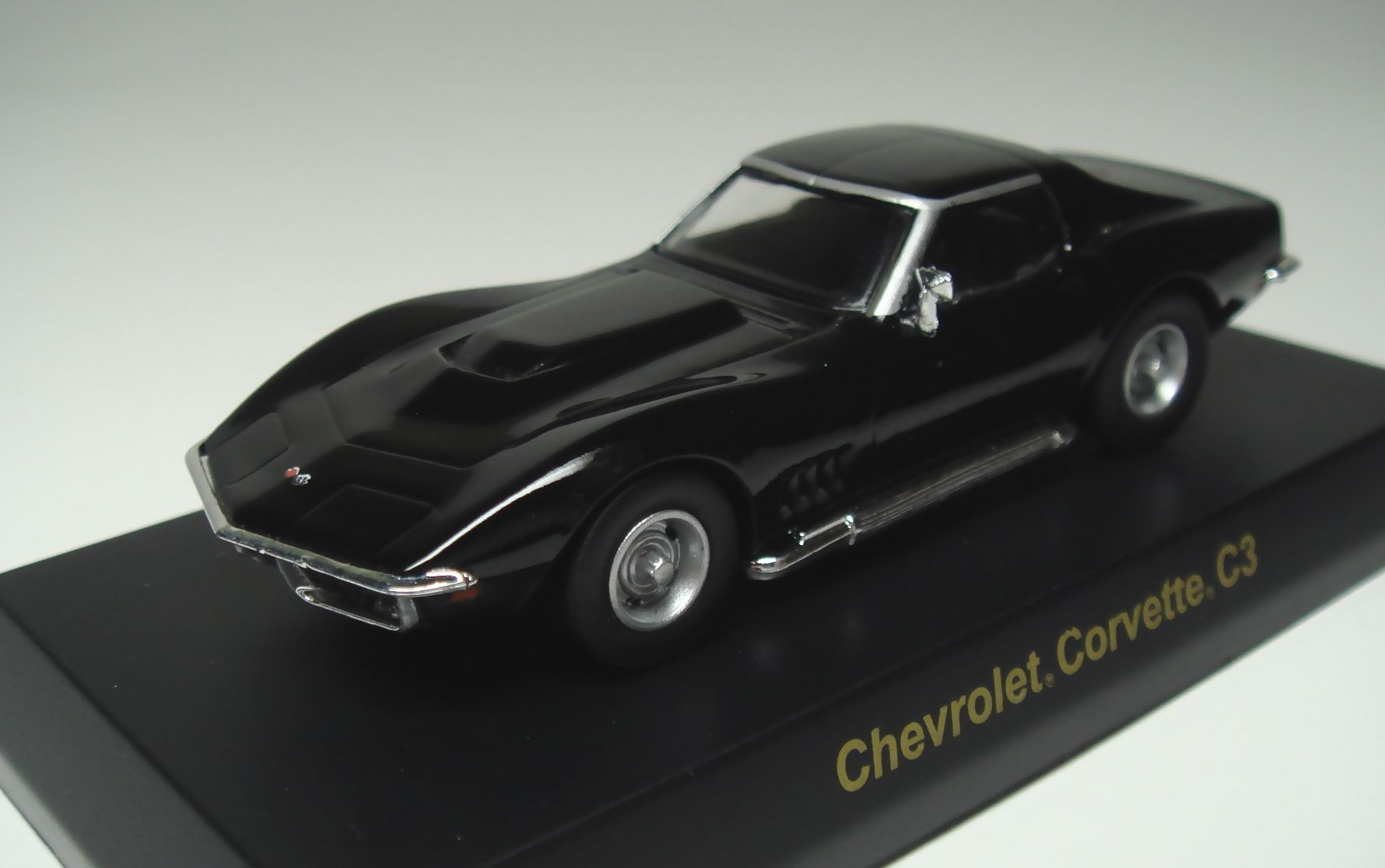 京商　1/64　USAスポーツカー２　コルベット　C3　アイアンバンパー_d0085363_20193827.jpg