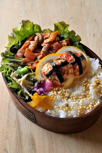 トマトソース味ダブルのお弁当_b0171098_7105946.jpg