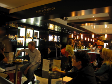 f0229725_23595197.jpg