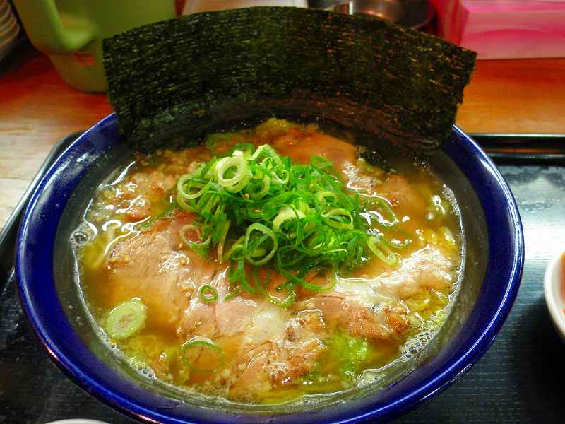 にしのみやラーメン　　　川西家_c0118393_9495017.jpg