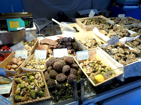 雨降って購買力固まる @ Marché à Divonne_c0201334_11272233.jpg