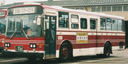 羽後交通 いすゞK-CLM470 +富士3E/5E_e0030537_23423364.jpg