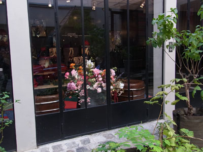 Parisのお洒落セレクトショップ 「merci」_f0134809_9543495.jpg
