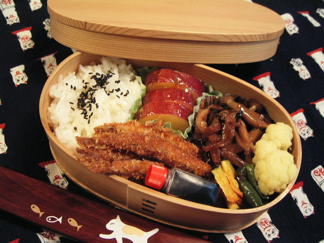 2006年11月17日のお弁当_a0105730_801022.jpg