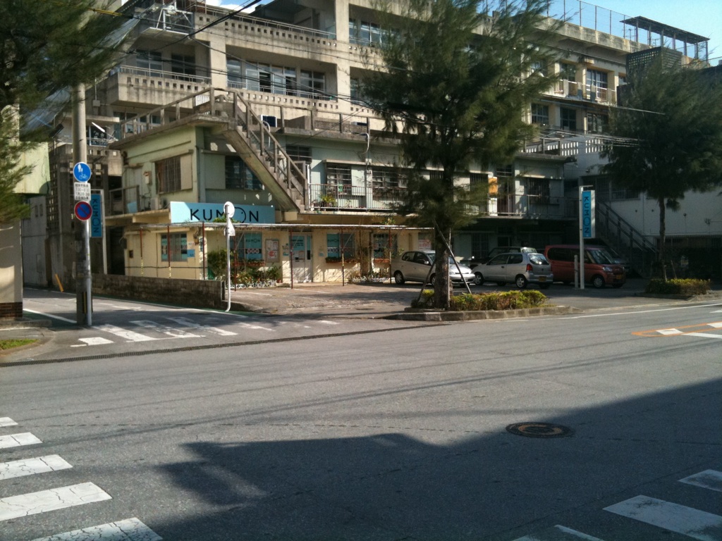 彷徨い歩き_c0108695_9345380.jpg