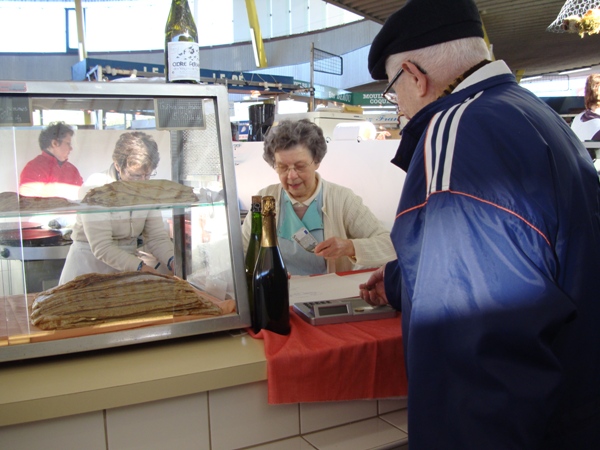 Les Halles Mervilleのガレット（クレープ）屋さん_a0106921_22185953.jpg