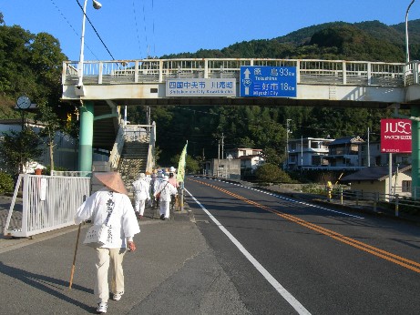 伊予最後の霊場・三角寺参り_f0213825_16214910.jpg