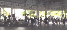 第二回ヤップ・カヌー・フェスティバル(2日目)-陸上編_a0043520_23123911.jpg
