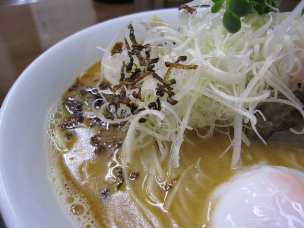 萬福軒《カワハギのみそラーメン》_f0108049_23331623.jpg