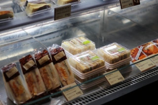 キッザニア甲子園 お土産&デパート_f0208861_1282235.jpg