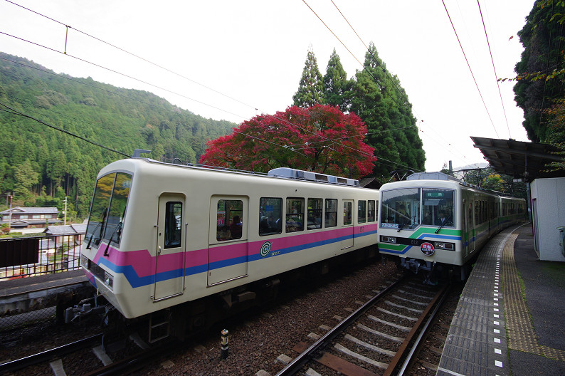 京都の紅葉2010 ~叡山電車・二ノ瀬駅~ と..._f0152550_2217474.jpg