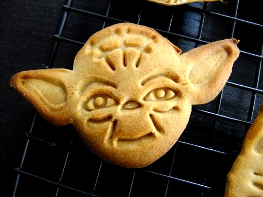 STAR WARS GINGER COOKIES_f0111926_10485823.jpg