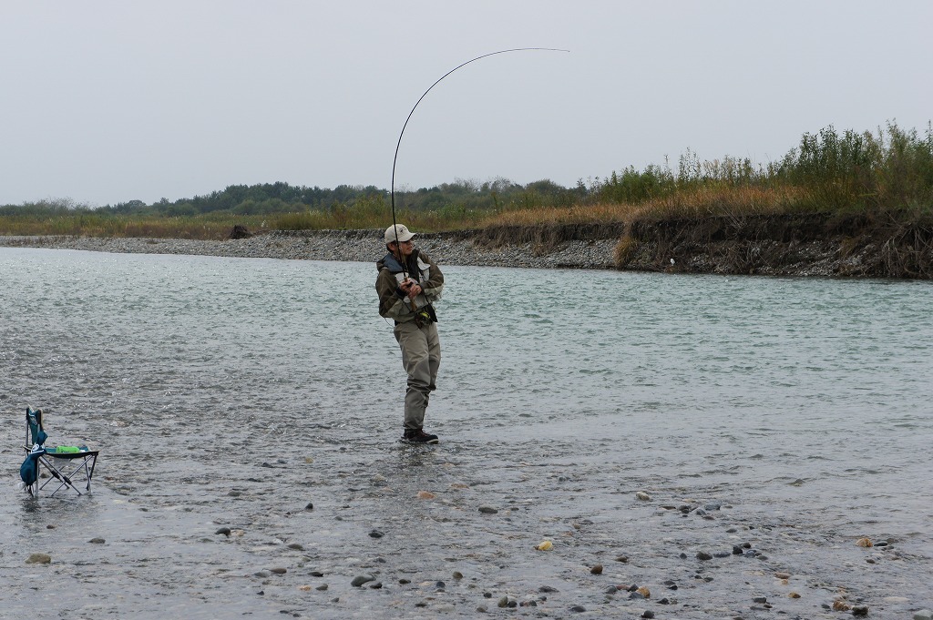 \'10 　手取川サケ釣り　5分の1と2　の　その2_e0198128_9175093.jpg