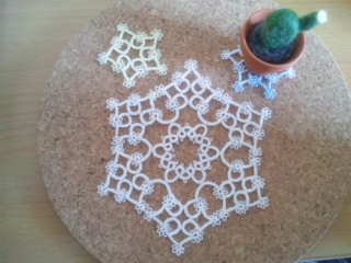 『Eight-Inch Doily』完成しました！！_d0184329_1750656.jpg