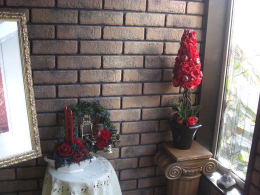 北の花籠クリスマスアレンジ・・・人気のトピアリー_a0123133_9171988.jpg