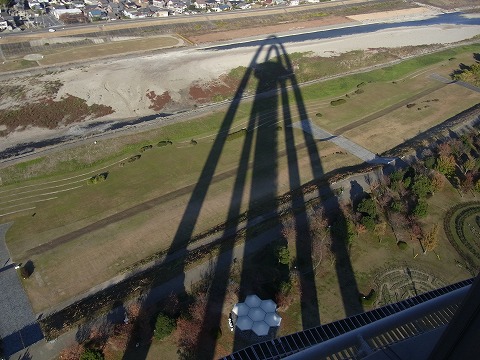 1〇8タワー_c0077531_23551916.jpg