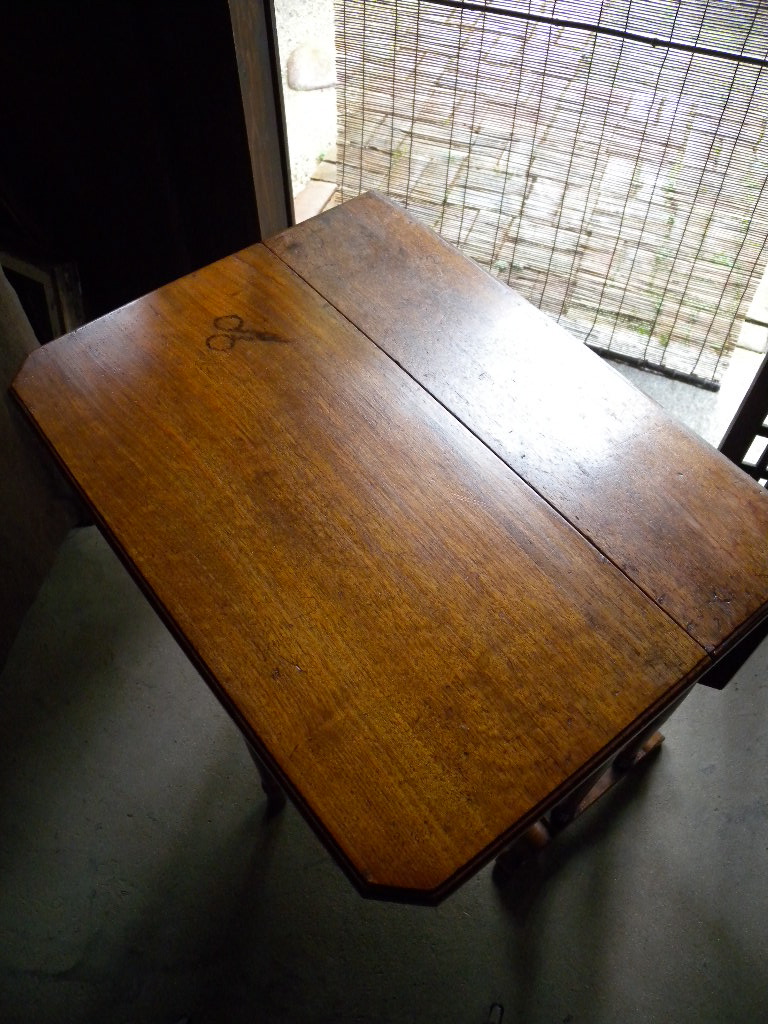 Sutherland Table　サザーランド・テーブル_b0113868_18254760.jpg