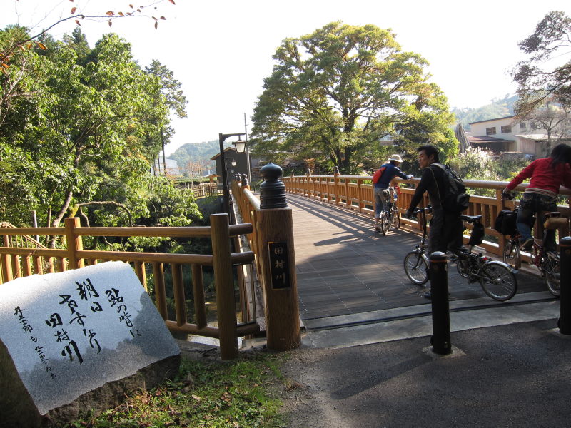 いよいよ鈴鹿山脈越え！！ブロンプトンで越えれるか？！－東海道57次ポタ②（貴生川～亀山）_e0138081_16585842.jpg
