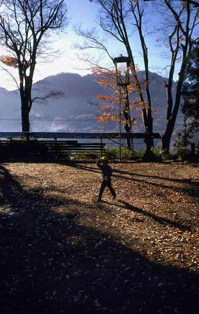 鬼 無 里 村 の 秋　　　2 / 2　　　　　1974　長野県_b0144506_9415894.jpg