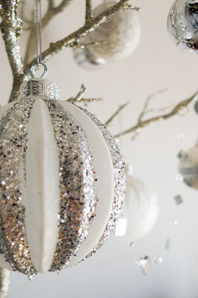 Christmas Tree 2010_b0016049_1342817.jpg