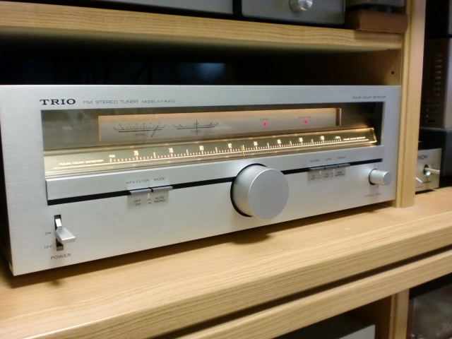 TRIO FM STEREO TUNER KT-8300 : scoreのオーディオ＆音楽日誌