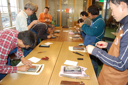 第2回 秀岳荘ナイフ研ぎ教室レポート_d0198793_1123073.jpg