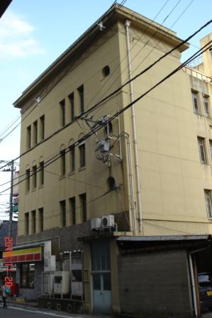 e0209441_1733727.jpg