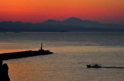 パソコン作業は夜する事にして.浦富海岸へと撮影に......._b0194185_2312610.jpg