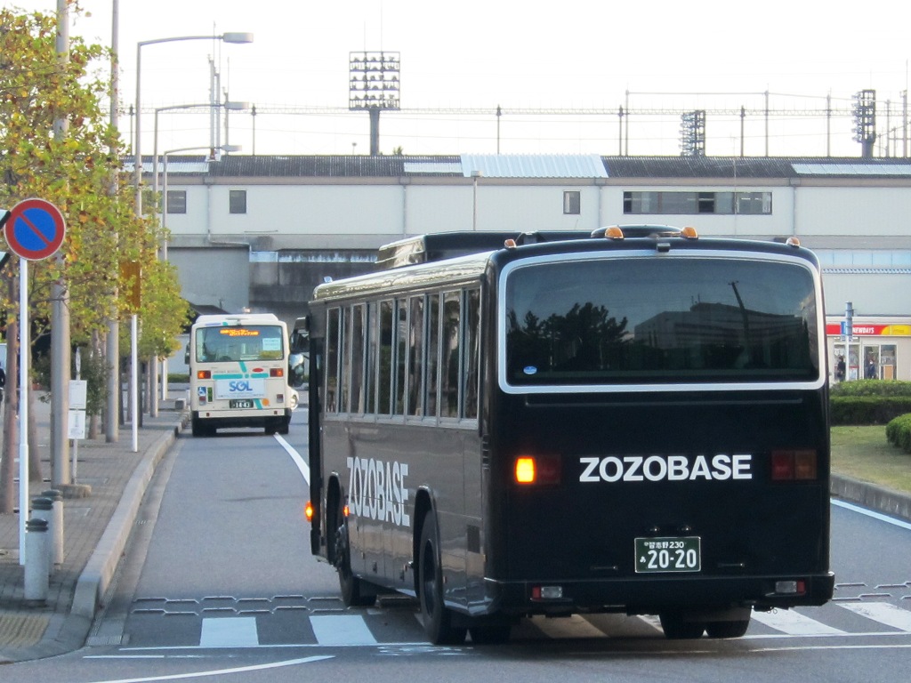 新習志野駅前のある土曜日の朝～ZOZO Base_d0170486_1621944.jpg