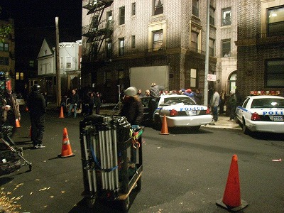 近所で映画の撮影やってます!_b0209691_9223934.jpg