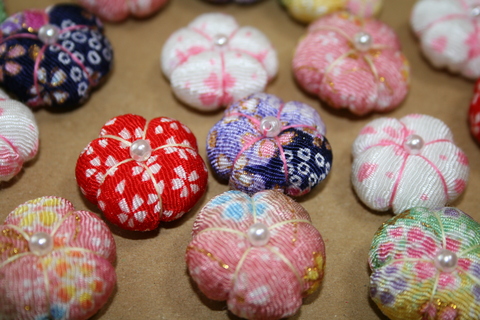 ちりめん 梅の花 七桜の自由気ままにハンドメイド と日常の出来事 ちりめん 梅の花 七桜の自由気ままにハンドメイド と日常の出来事