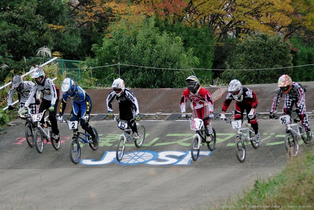 2010JOSF緑山１１月定期戦VOL1最速情報：BMXエリートクラス決勝_b0065730_18281510.jpg