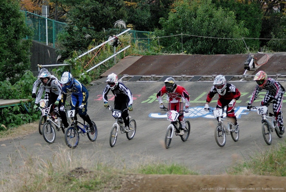 2010JOSF緑山１１月定期戦VOL1最速情報：BMXエリートクラス決勝_b0065730_18283775.jpg